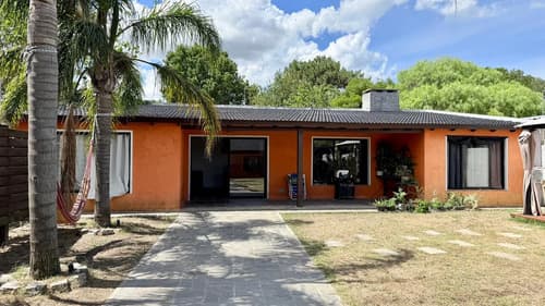 Casa en venta en Lomas de Solymar — foto 1