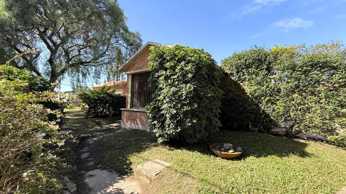 Casa en alquiler en Pinares de Solymar — foto 1