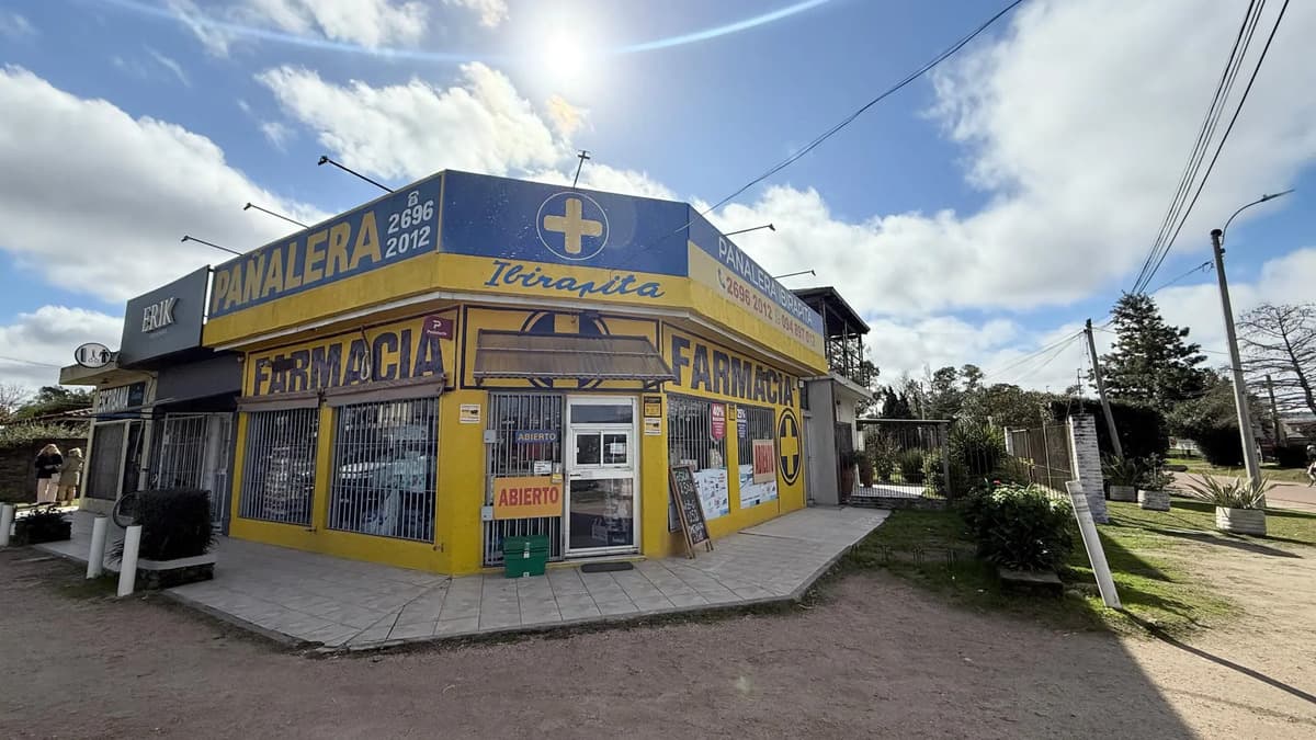 Local comercial en venta en Montes de Solymar — foto 1